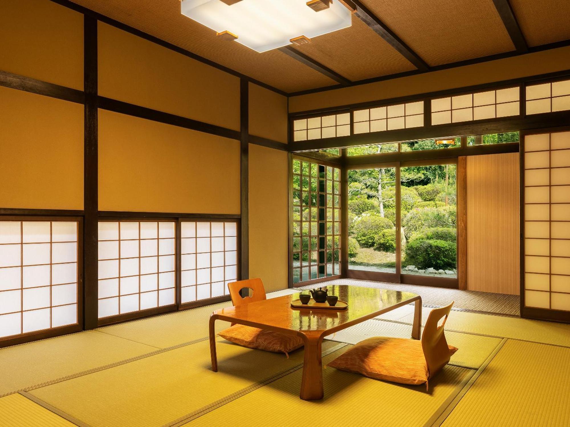 Ooedo Onsen Monogatari Premium Saiki Bekkan Misasa Экстерьер фото