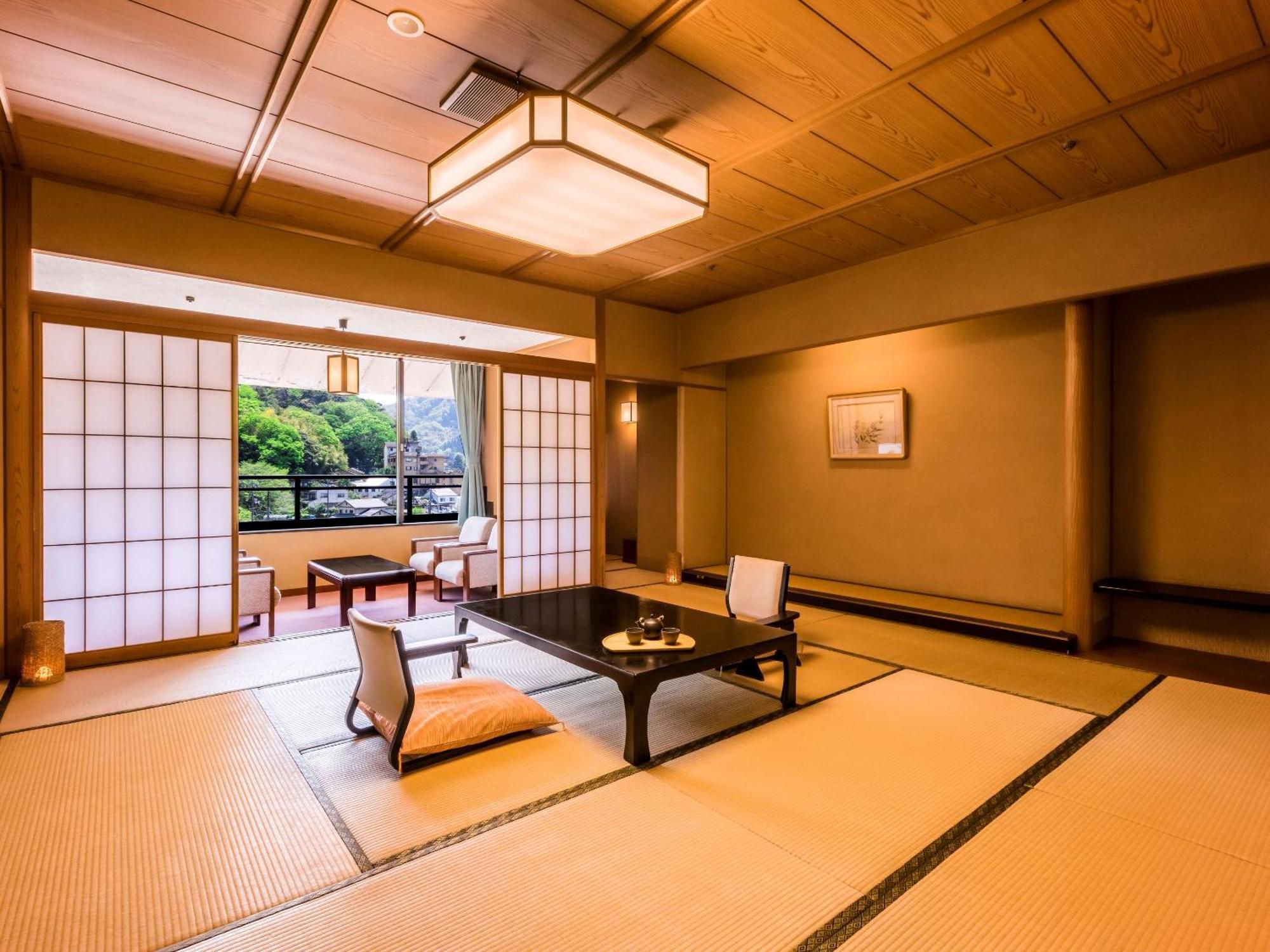 Ooedo Onsen Monogatari Premium Saiki Bekkan Misasa Экстерьер фото